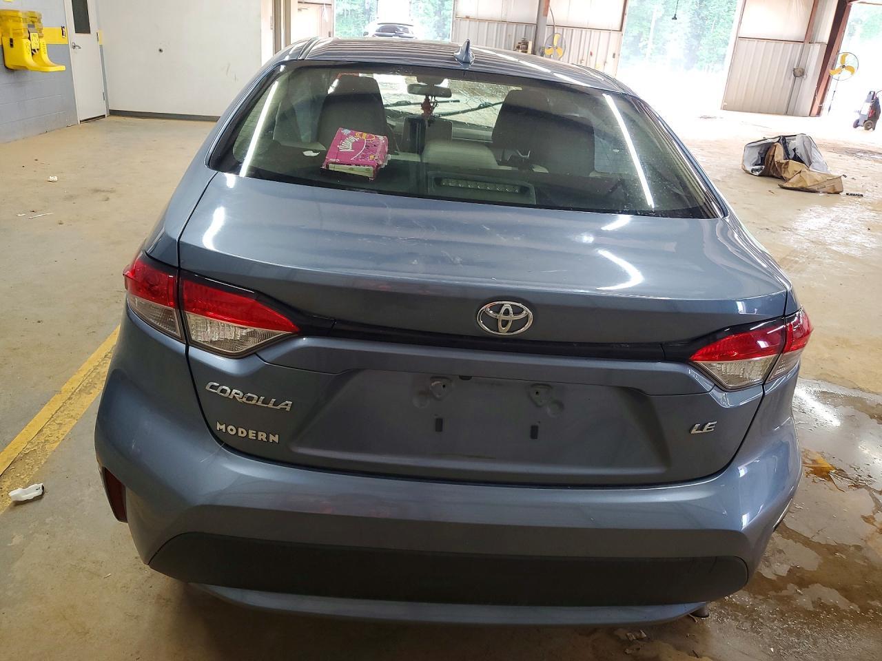 2020 Toyota Corolla Le - Image 6