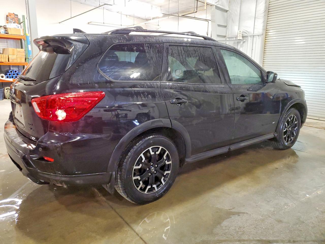 2020 Nissan Pathfinder Sl - Фото 3