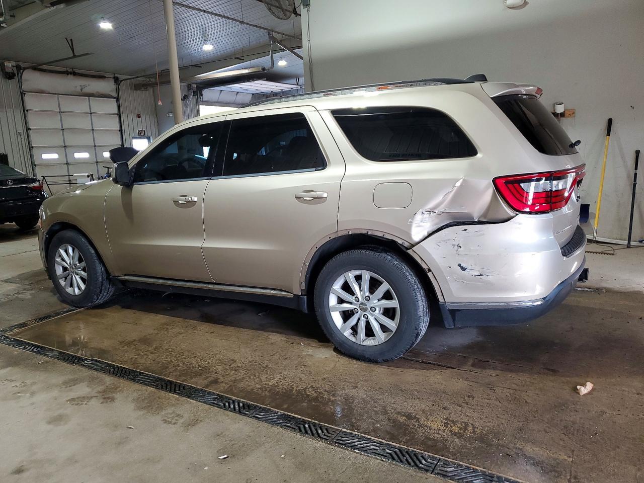 2014 Dodge Durango Sxt - Image 2