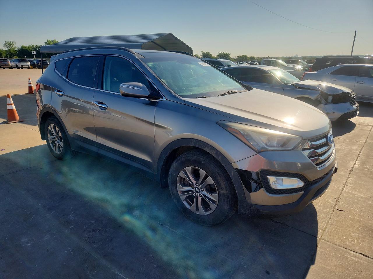2015 Hyundai Santa Fe Sport 2.4L - Image 4
