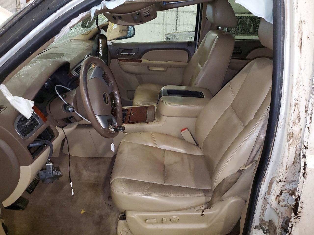 2011 Chevrolet Suburban K1500 Ltz - Фото 7