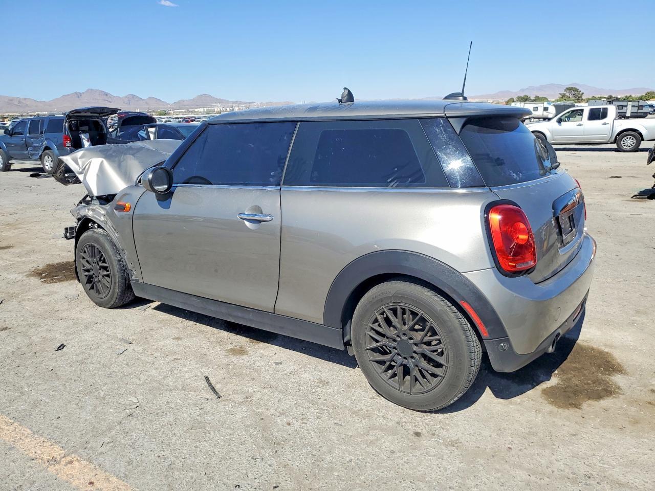 2018 Mini Cooper - Фото 2