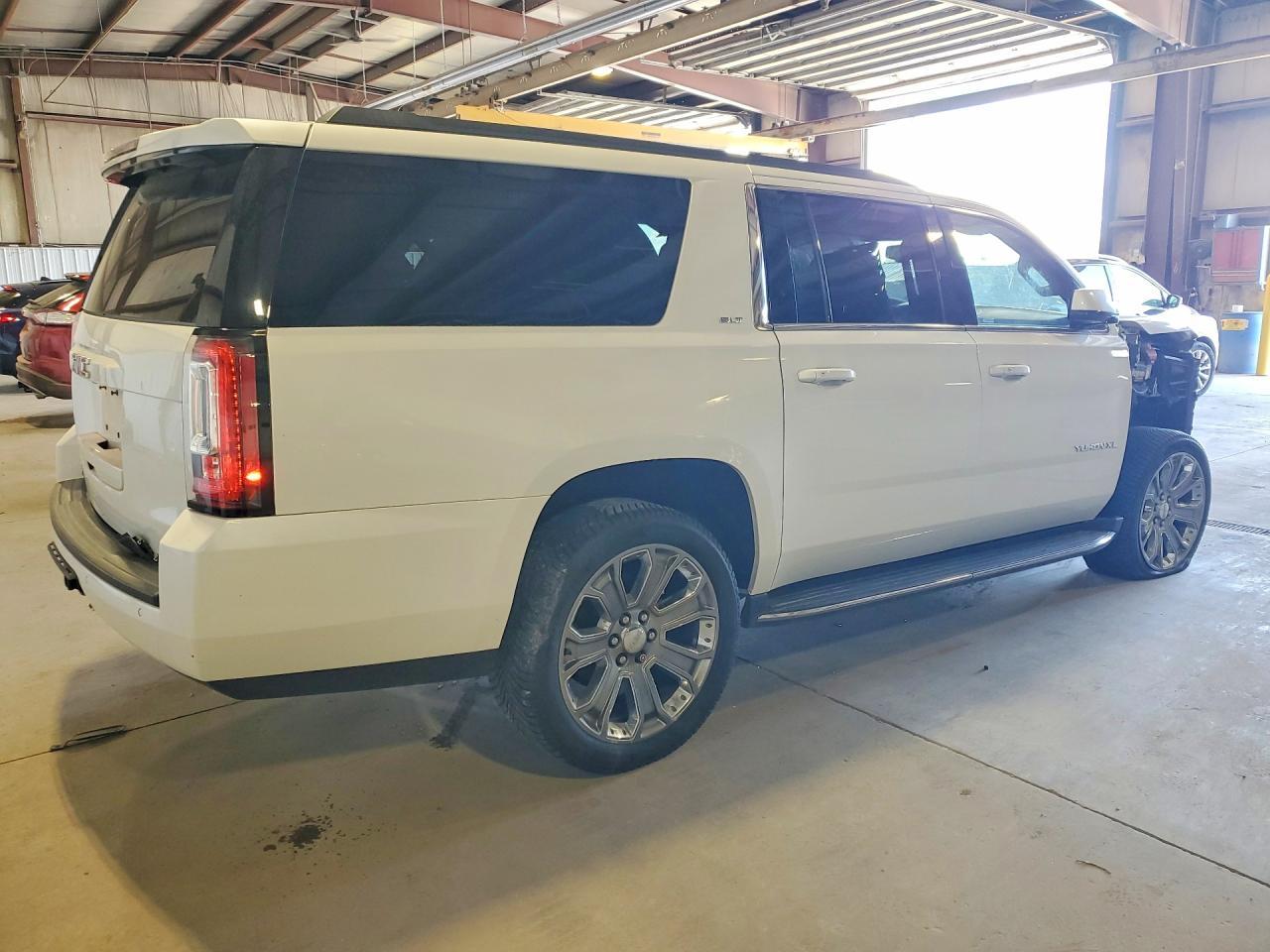 2018 GMC Yukon Xl K1500 Slt - Image 3