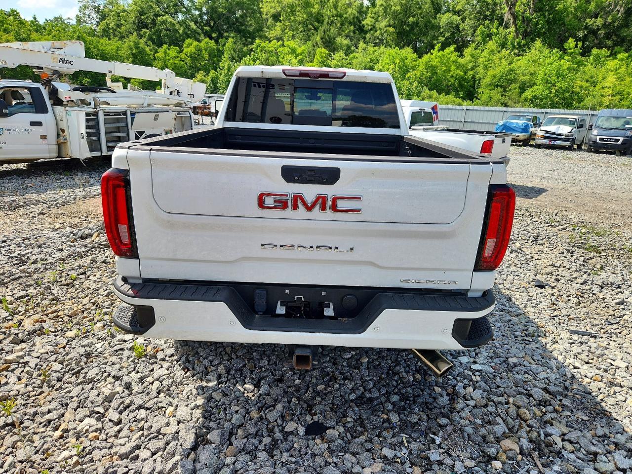 2021 GMC Sierra K3500 Denali - Фото 6