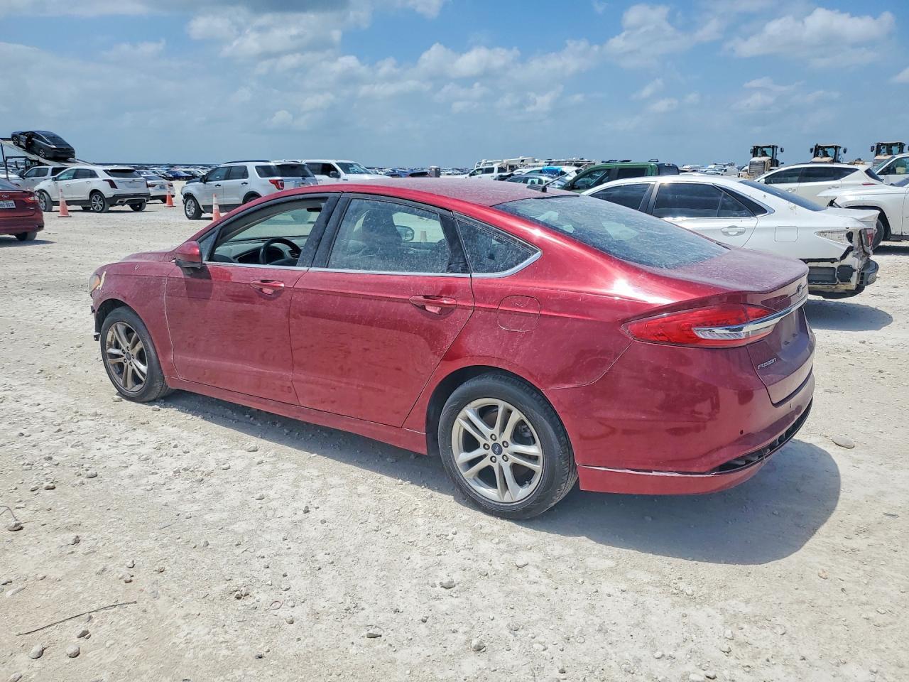 2018 Ford Fusion Se - Фото 2