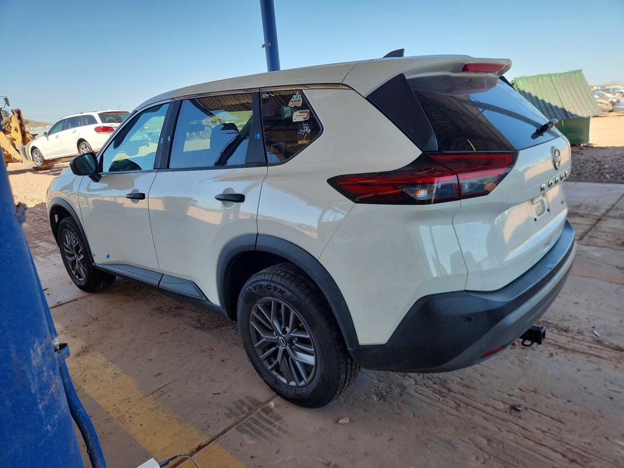 2023 Nissan Rogue S - Image 2