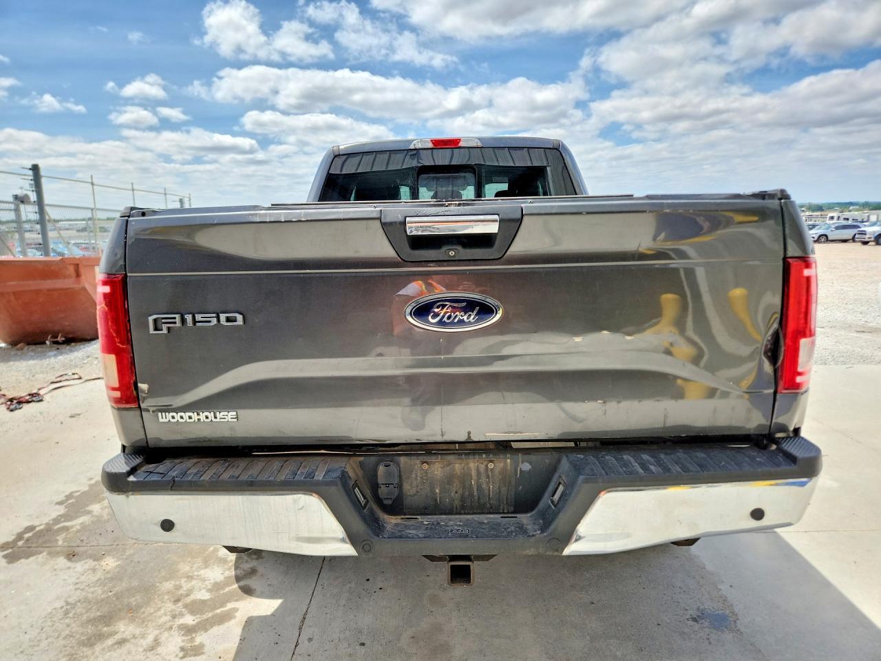 2015 Ford F150 Super Cab - Фото 6