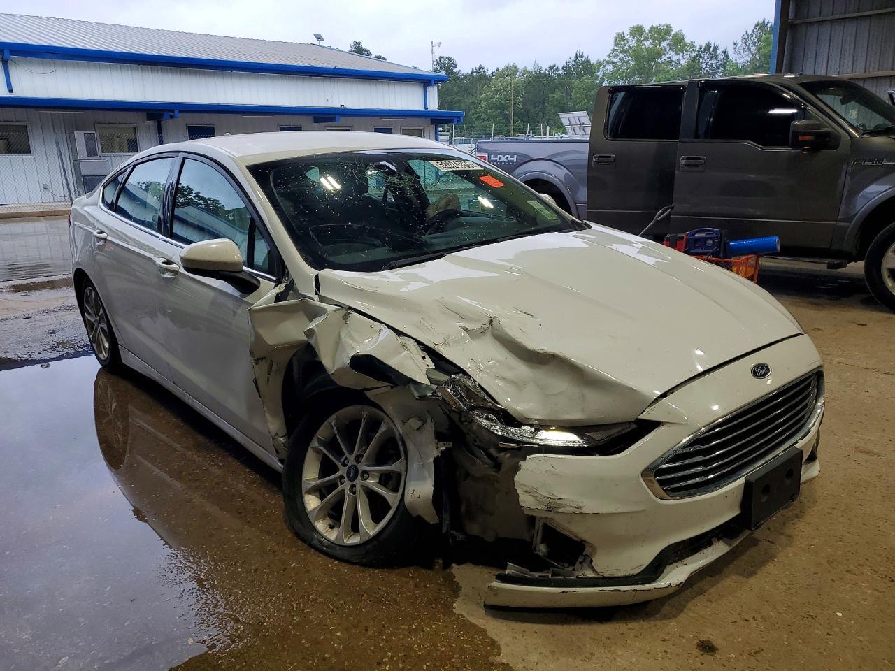 2019 Ford Fusion Se - Image 4
