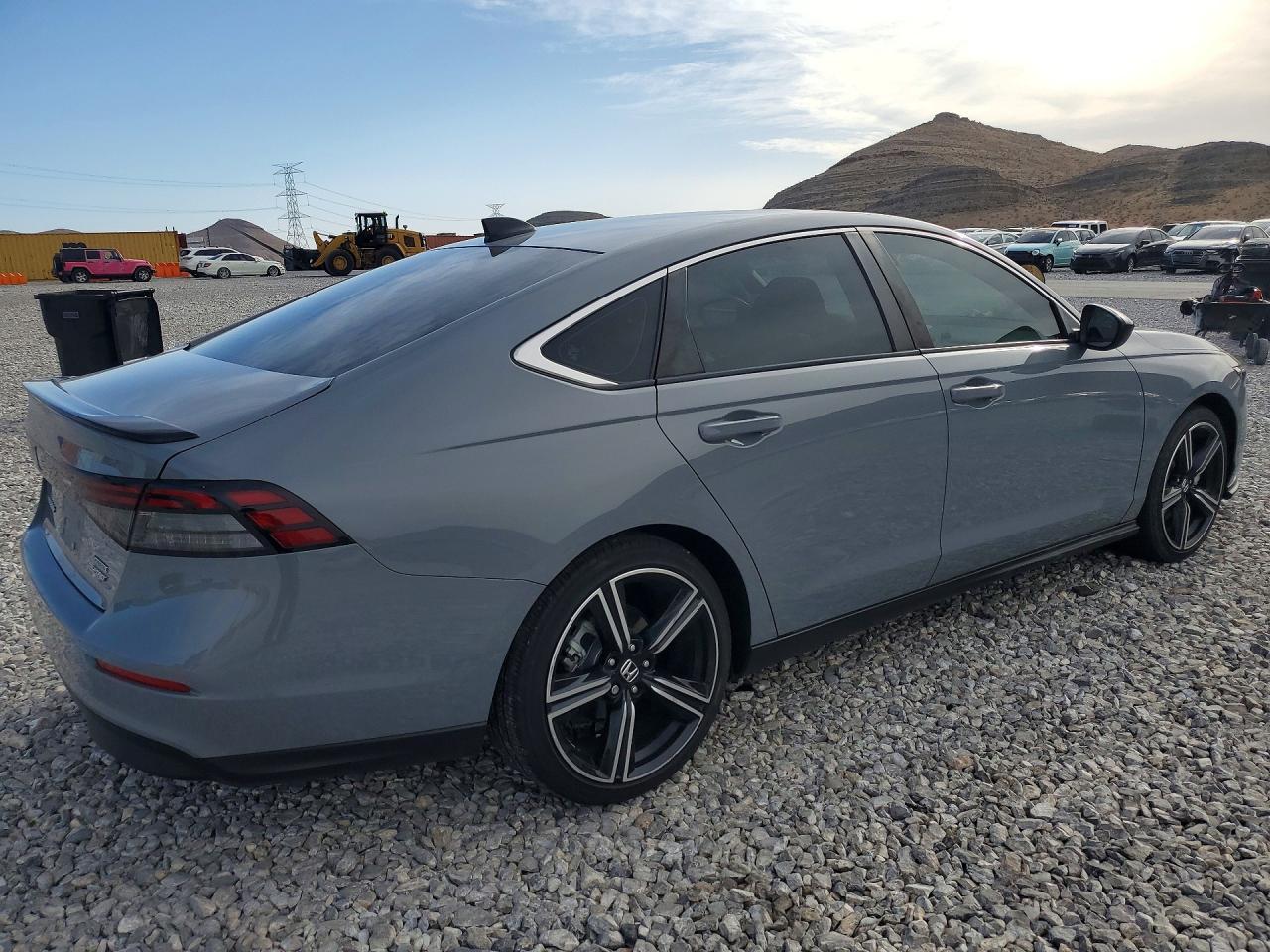 2023 Honda Accord Hybrid Sport - Фото 3