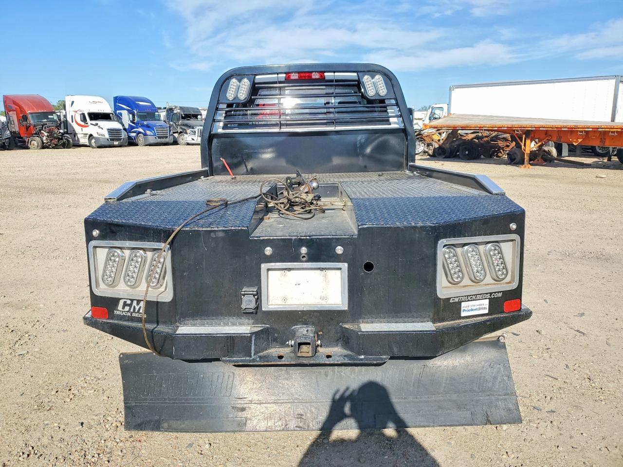 2022 Ram 2500 Trade - Flat Bed Truck - Фото 6