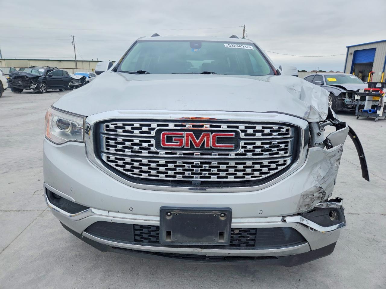 2019 GMC Acadia Denali - Фото 5