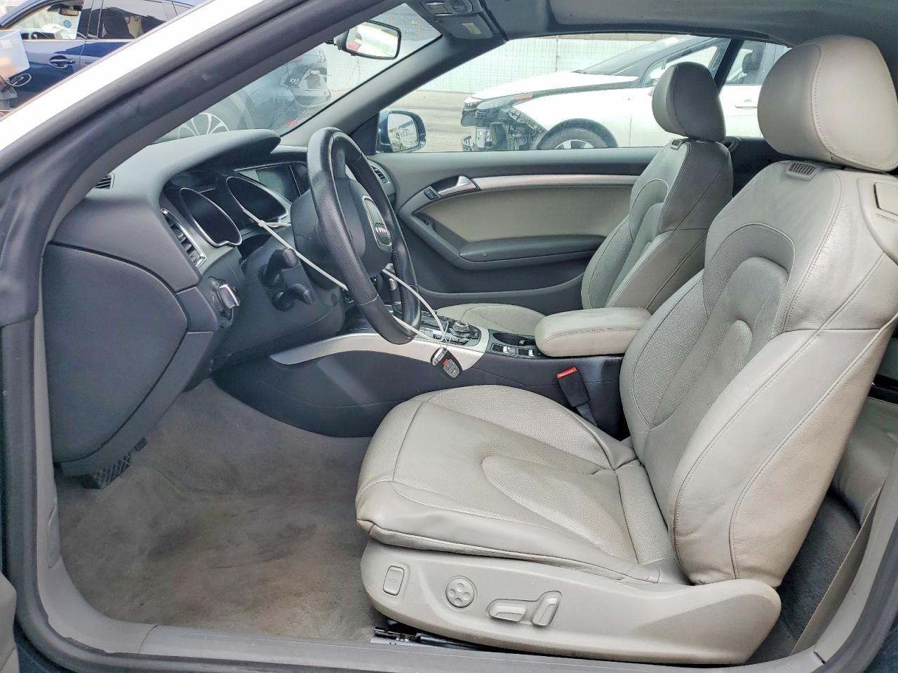 2010 Audi A5 Premium Plus - Image 7