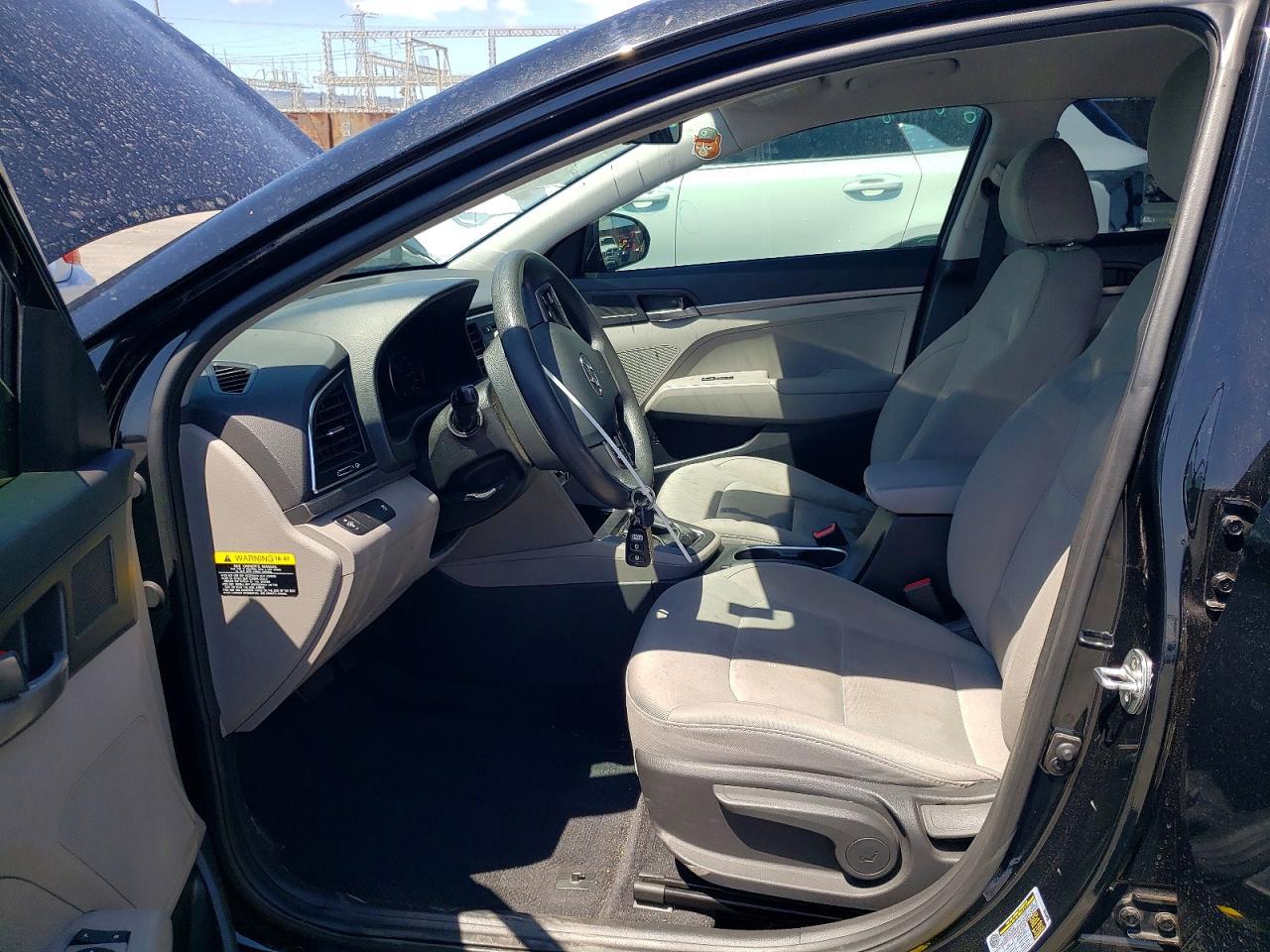 2017 Hyundai Elantra Se - Фото 7