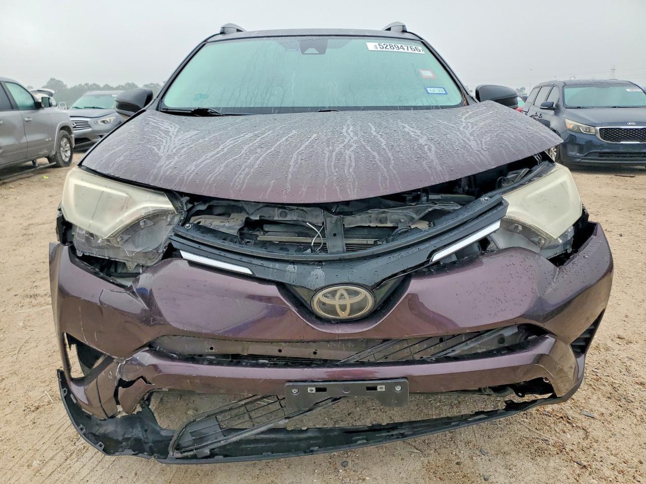 2018 Toyota Rav4 Le - Image 5