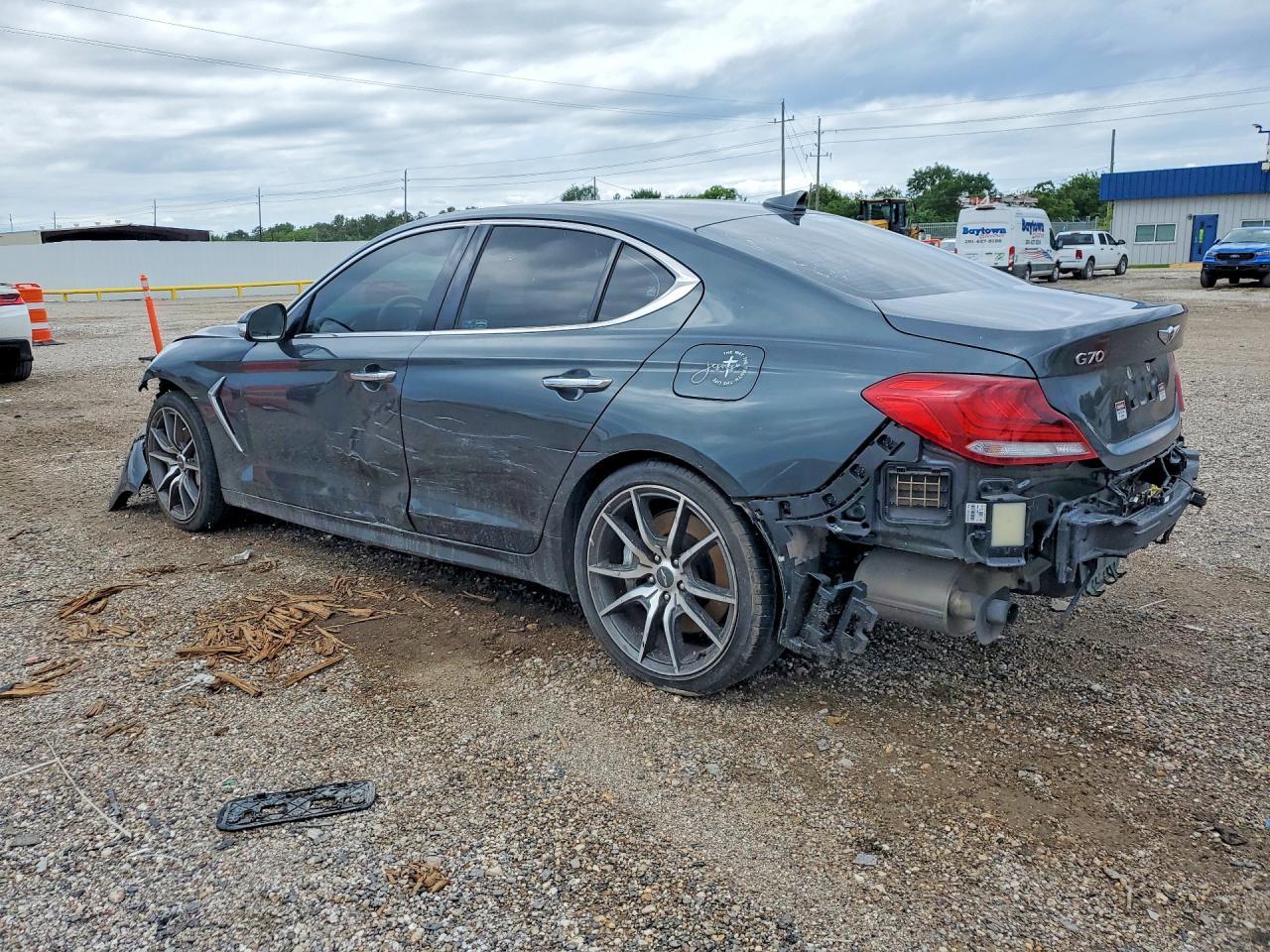2019 Genesis G70 3.3T Design Edition - Фото 2