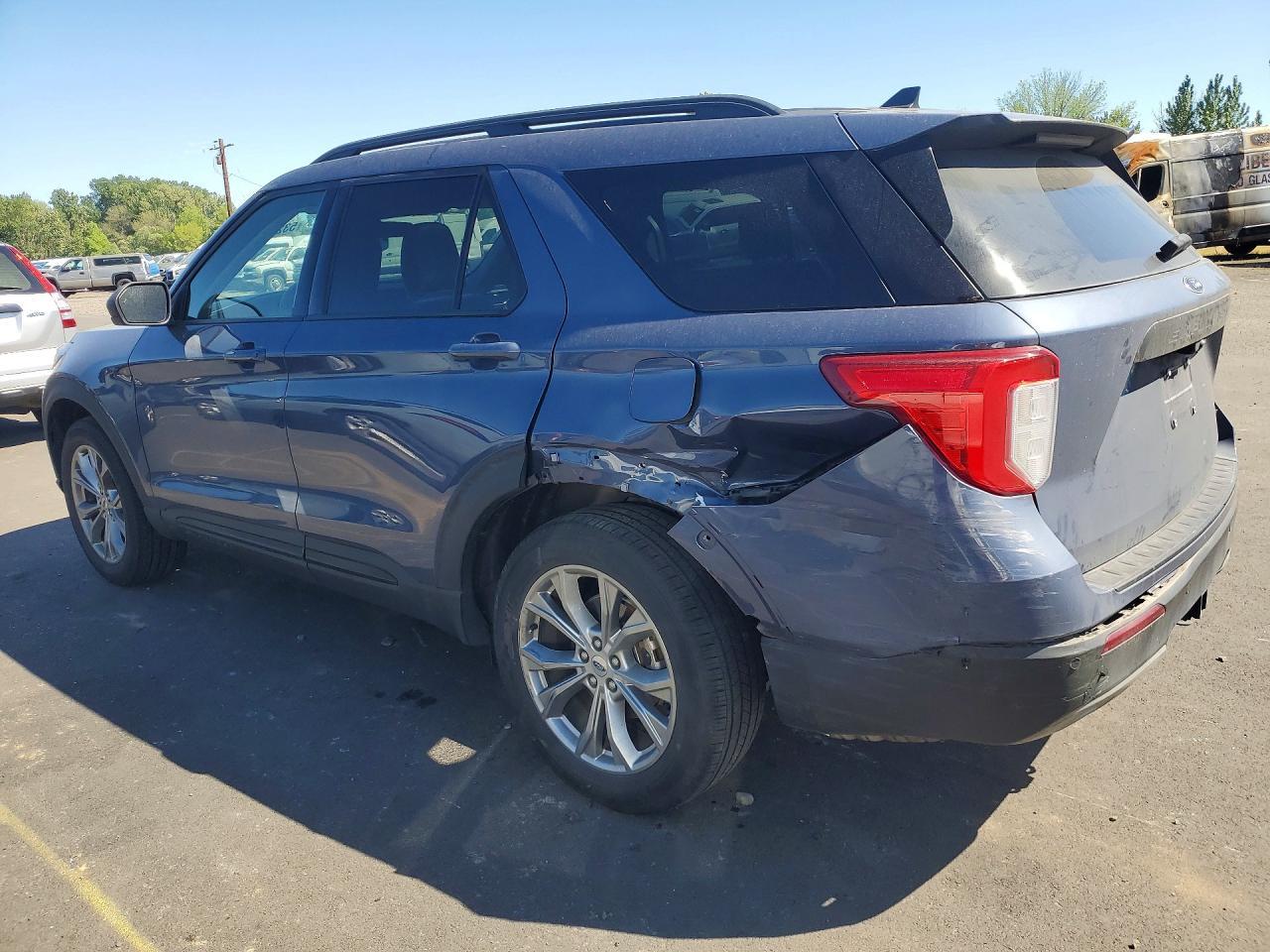 2021 Ford Explorer - Image 2