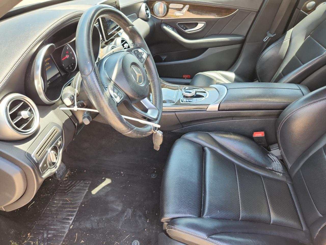 2017 Mercedes-Benz C 300 4Matic - Image 7