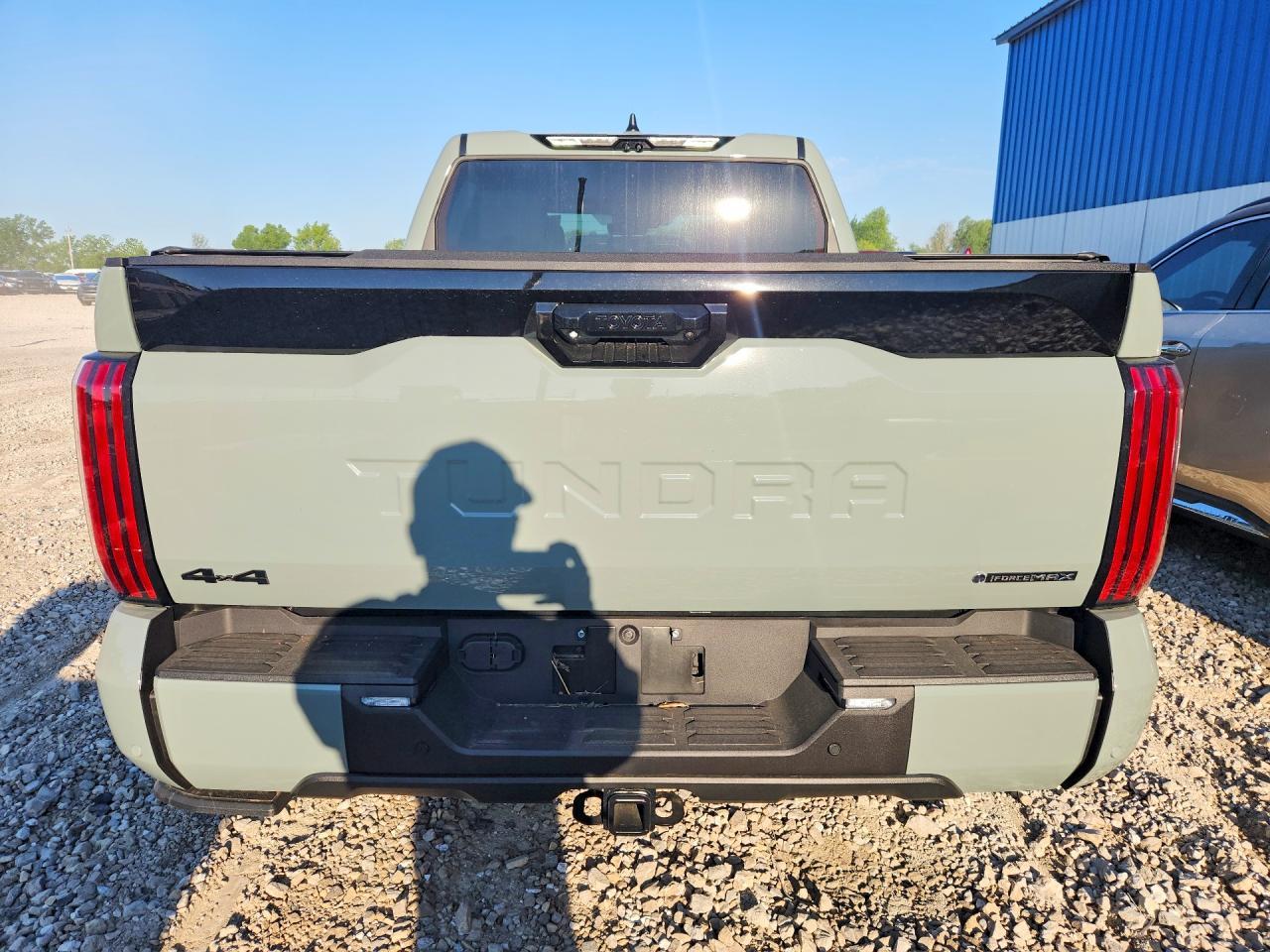2025 Toyota Tundra Platinum Hv - Image 6