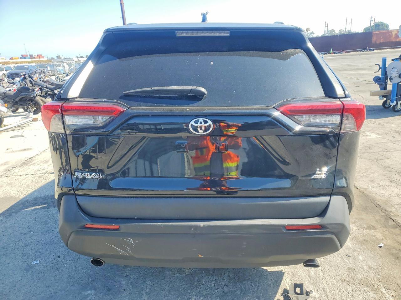 2019 Toyota Rav4 Le - Фото 6