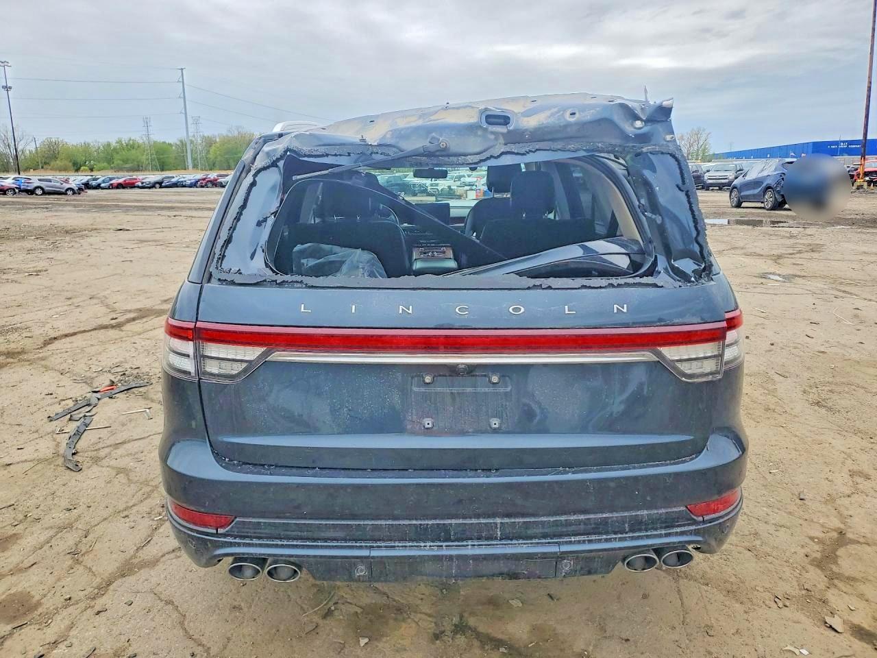 2022 Lincoln Aviator Grand Touring - Image 6