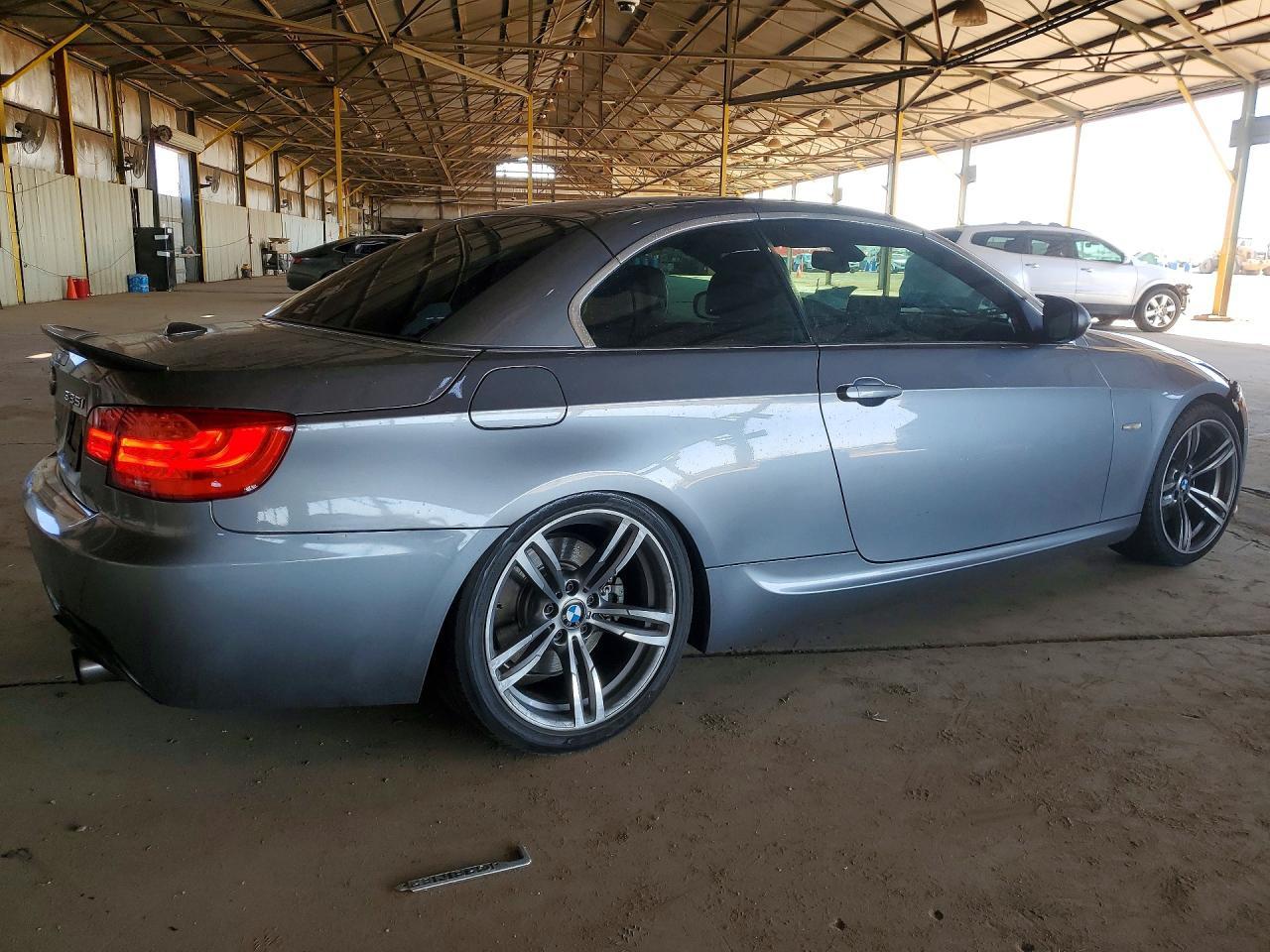 2013 BMW 335 I - Фото 3