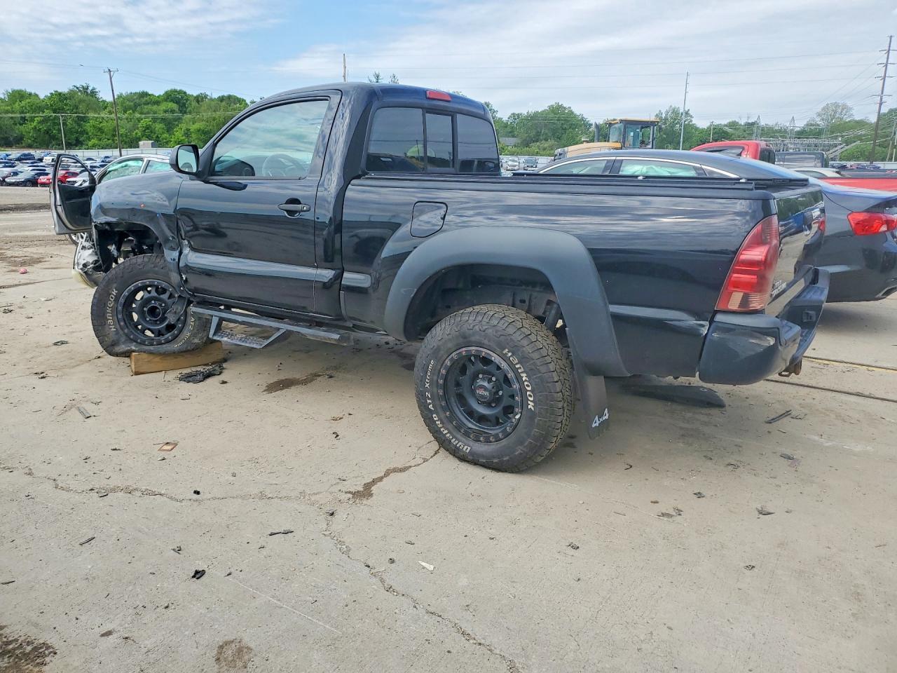 2013 Toyota Tacoma Base - Фото 2