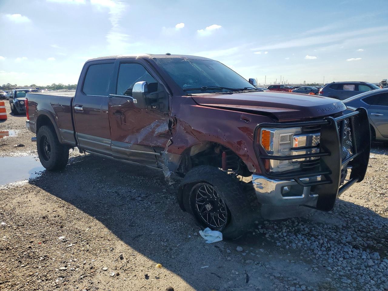2017 Ford F250 Super Duty - Фото 4
