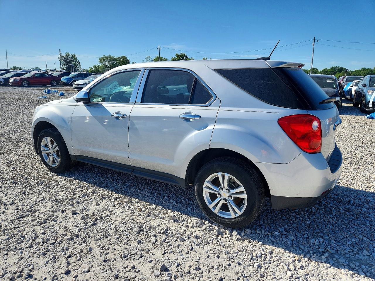2015 Chevrolet Equinox Ls - Фото 2