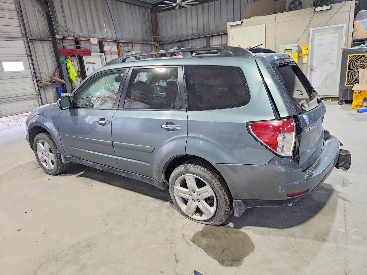 2009 Subaru Forester 2.5X Limited - Фото 2
