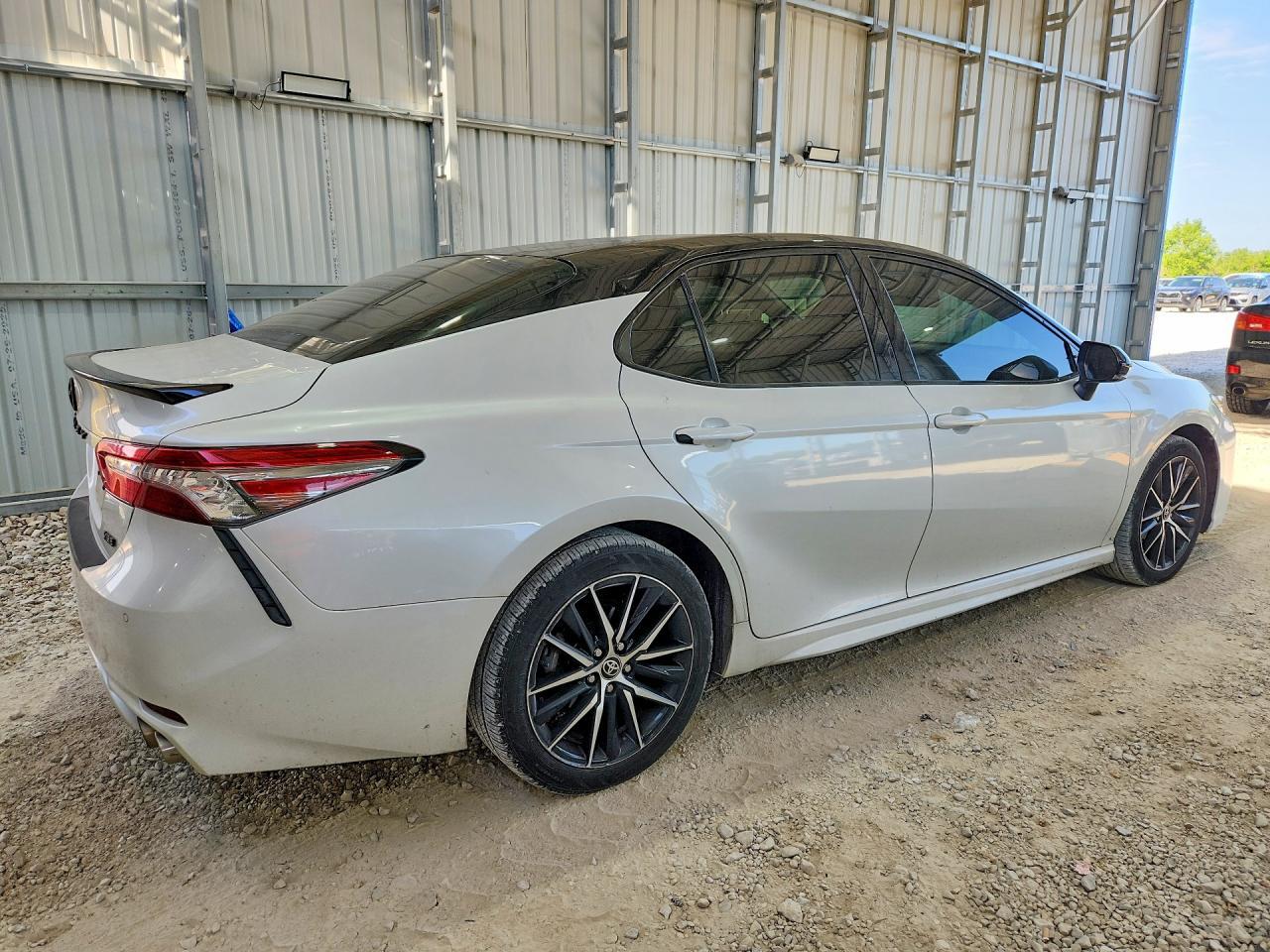 2018 Toyota Camry Xse - Image 3