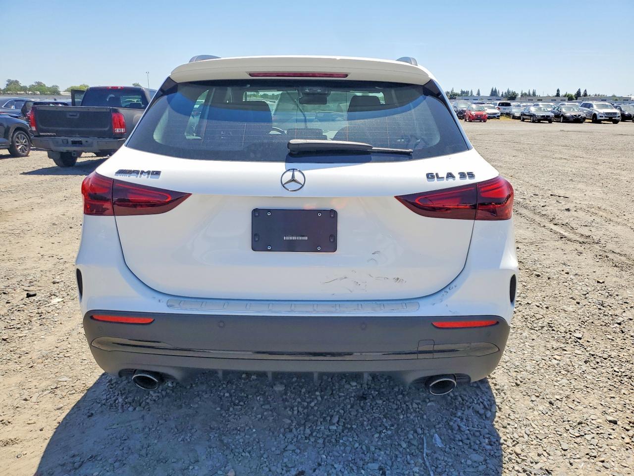 2025 Mercedes-Benz Gla 35 Amg - Image 6