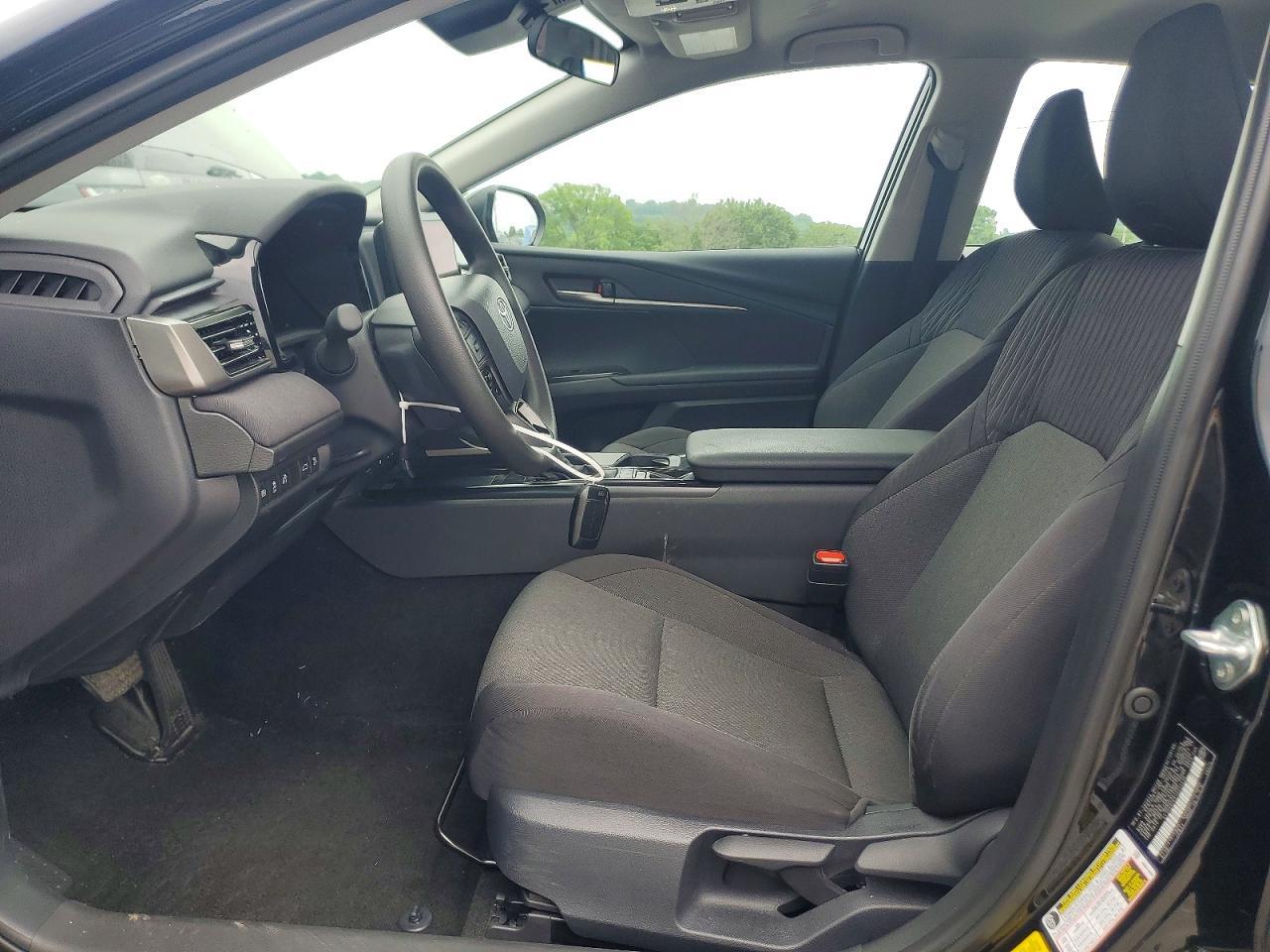 2026 Toyota Camry Le - Фото 7
