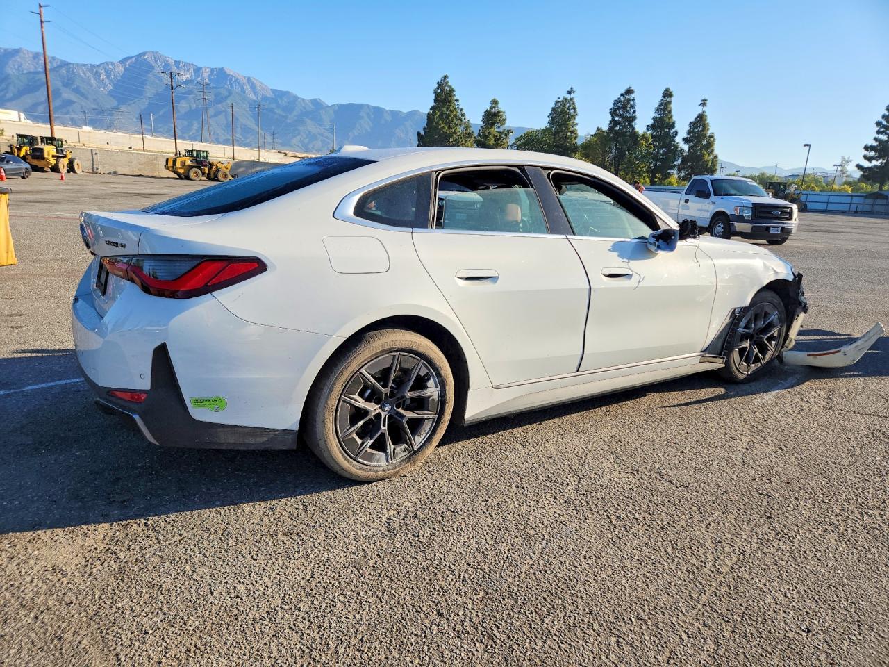 2023 BMW I4 Edrive 40 - Image 3