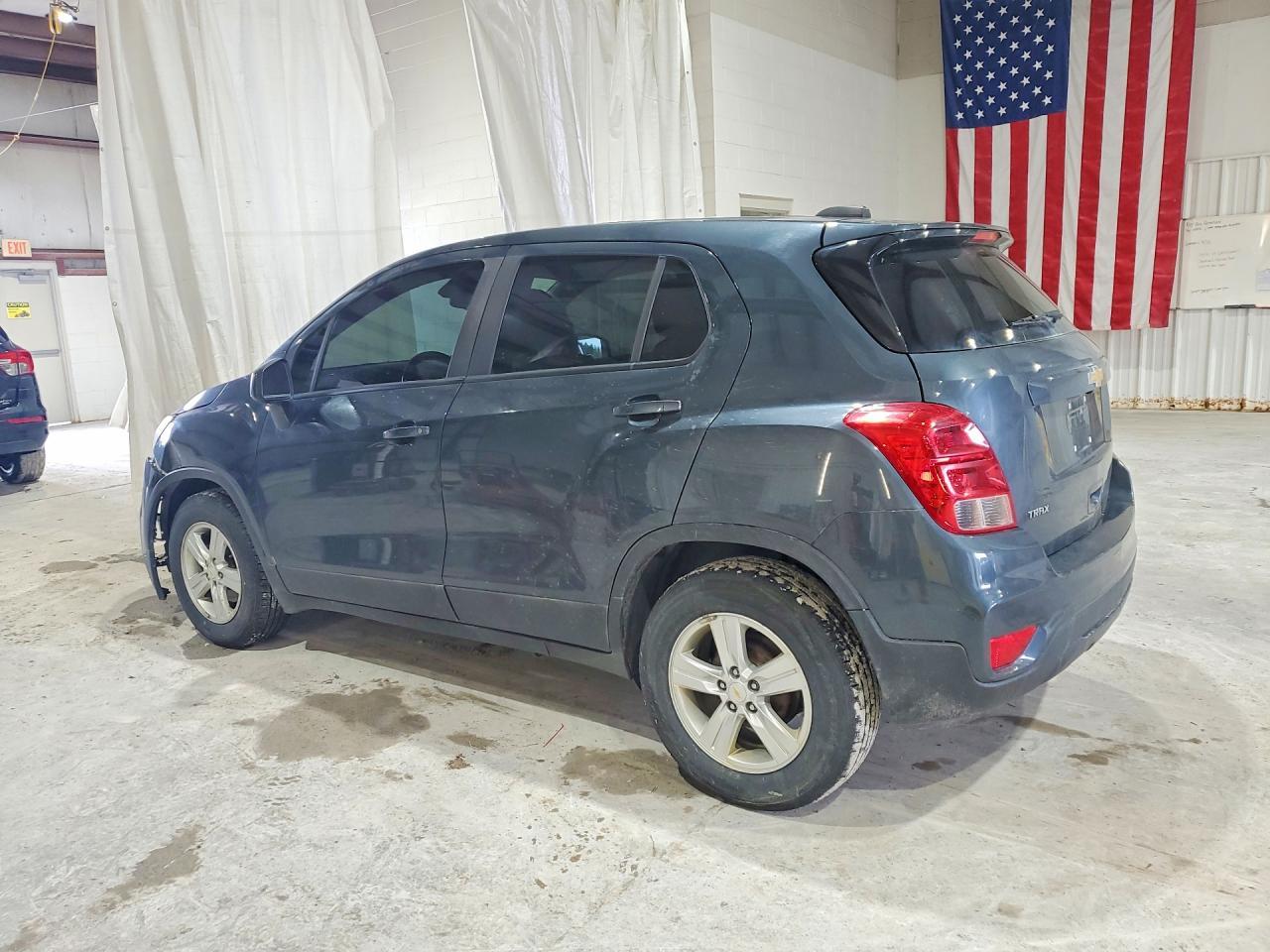 2021 Chevrolet Trax Ls - Фото 2