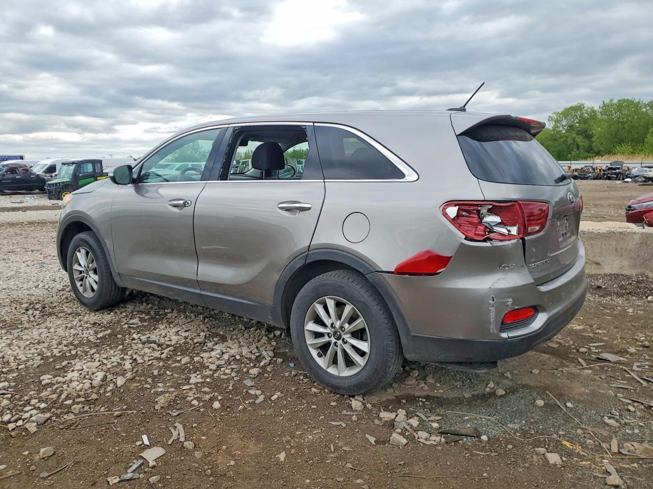 2019 Kia Sorento L - Фото 2