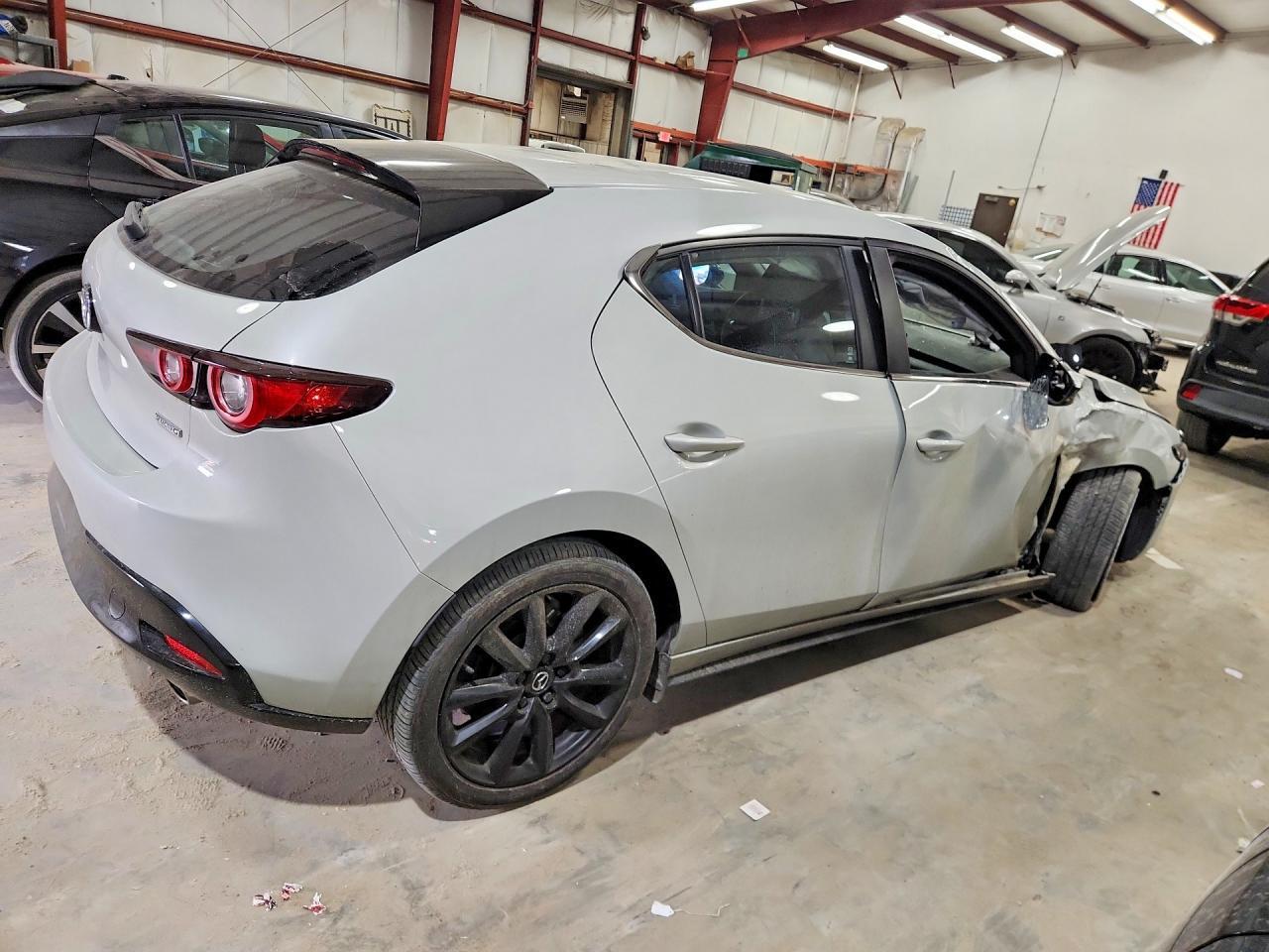 2024 Mazda 3 Select Sport - Фото 3