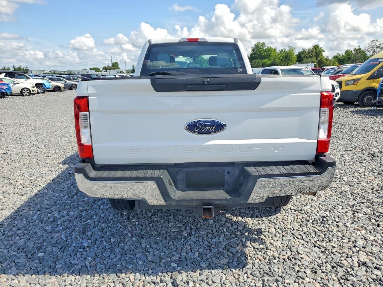 2018 Ford F250 Super Duty - Image 6