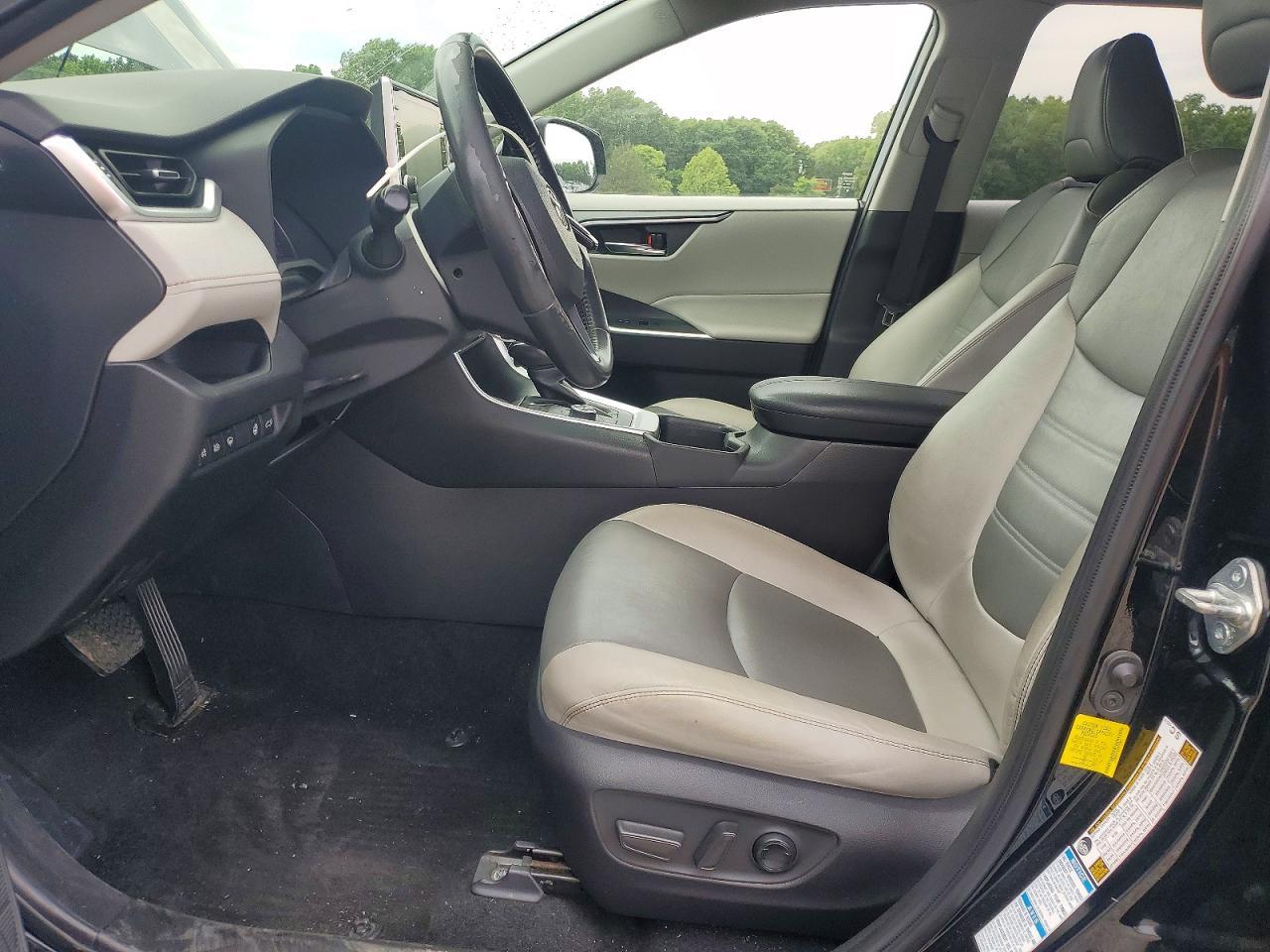 2022 Toyota Rav4 Xle Premium - Image 7