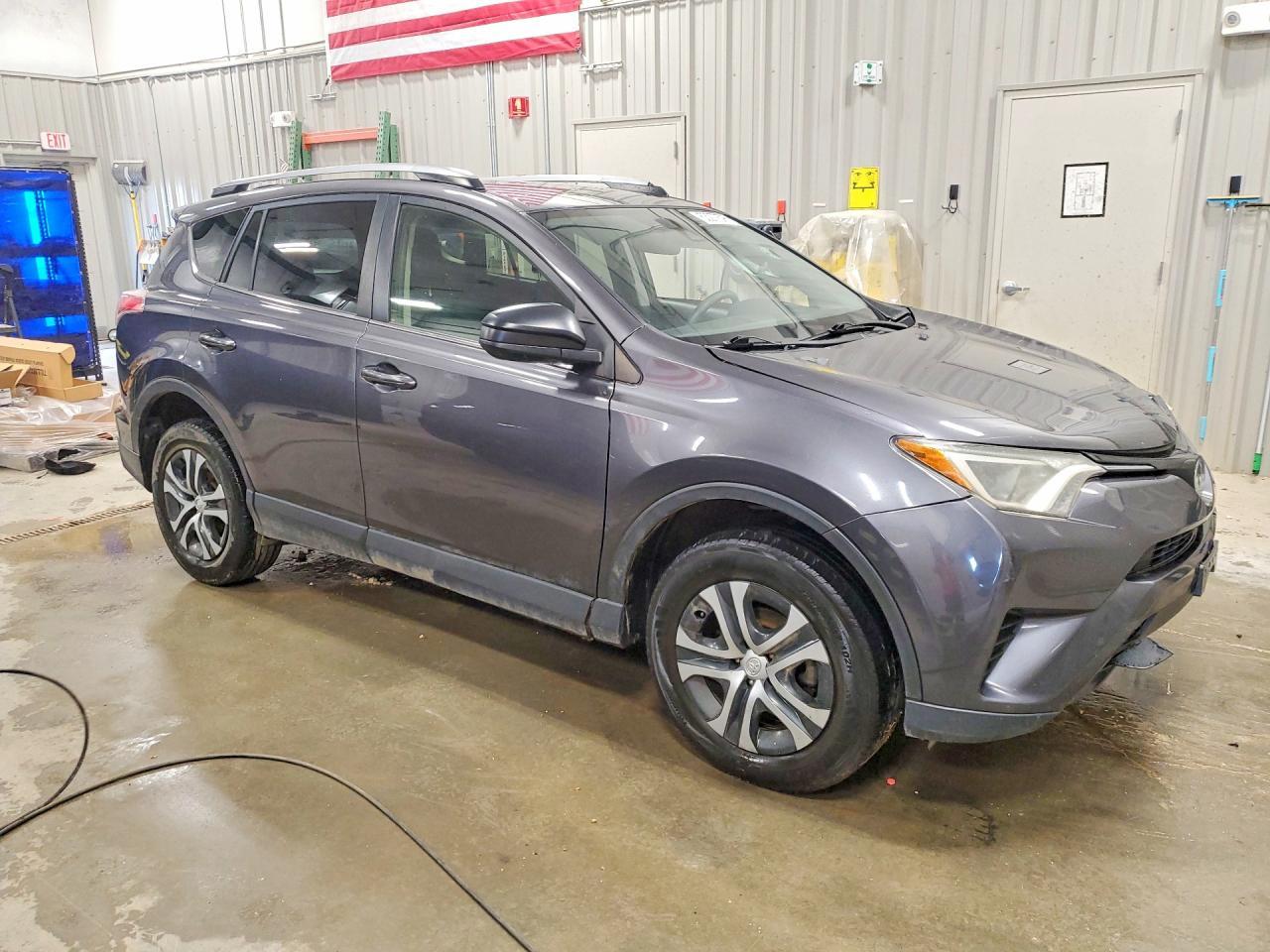 2018 Toyota Rav4 Le - Фото 4