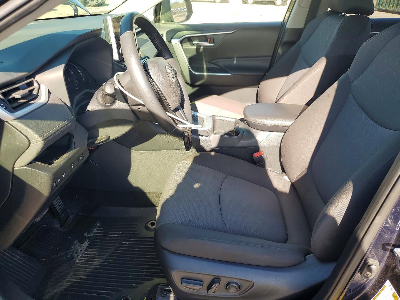 2025 Toyota Rav4 Hybrid Xle - Image 7