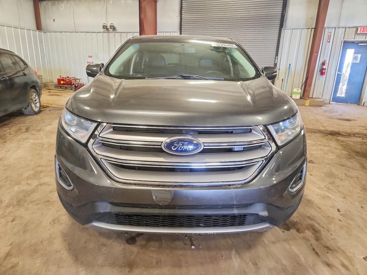 2017 Ford Edge Titanium - Фото 5