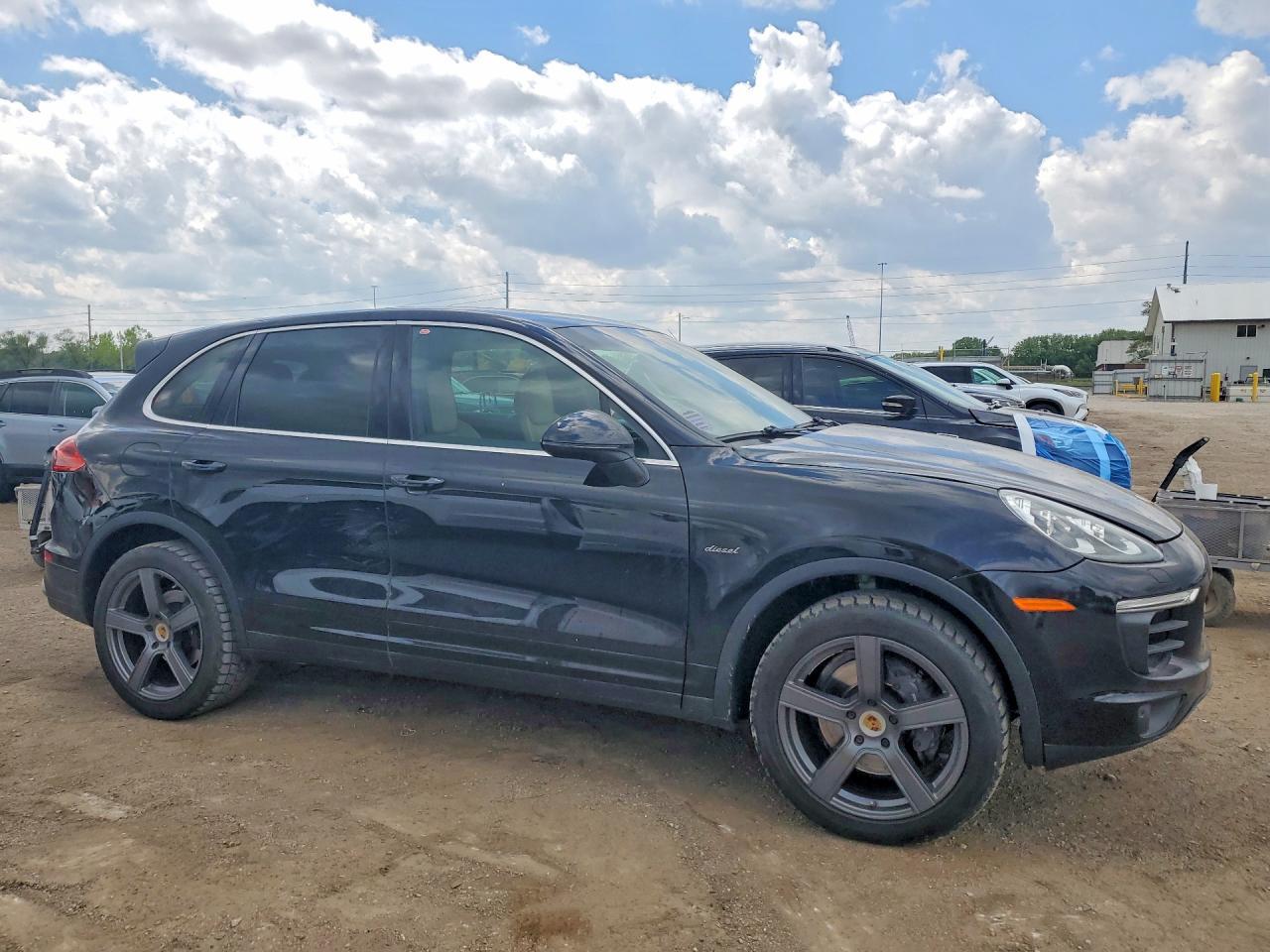 2016 Porsche Cayenne - Image 4