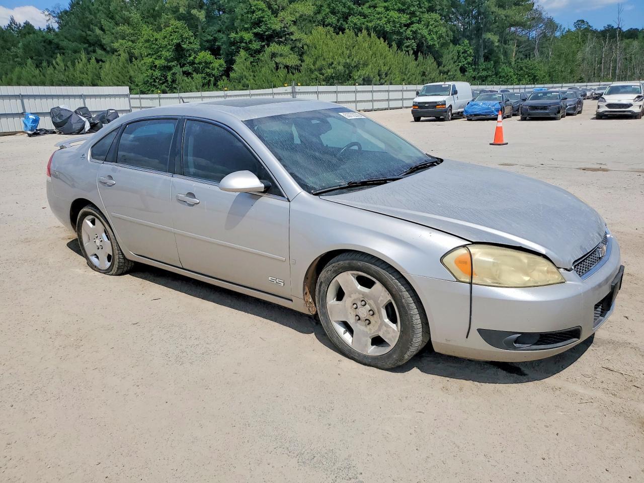 2006 Chevrolet Impala Super Sport - Image 4