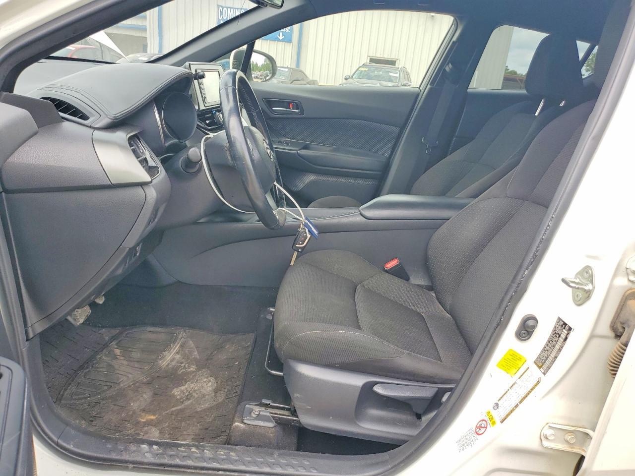 2018 Toyota C-Hr Xle - Image 7