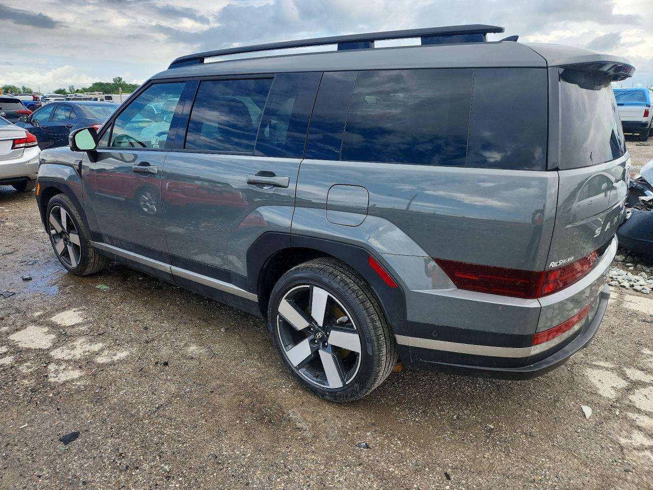 2025 Hyundai Santa Fe Limited - Фото 2
