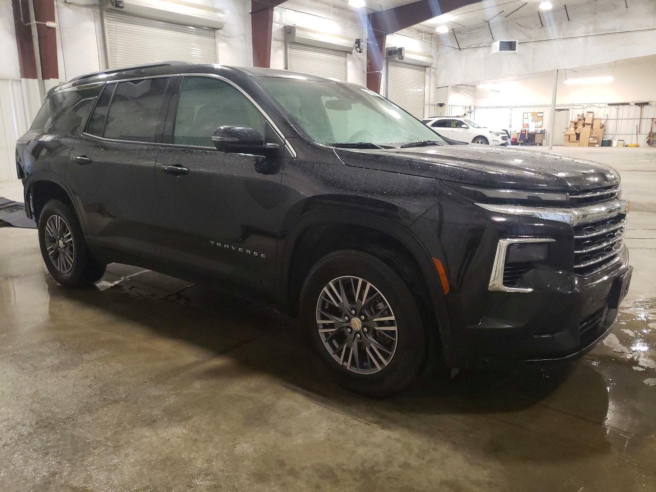 2024 Chevrolet Traverse Lt - Image 4