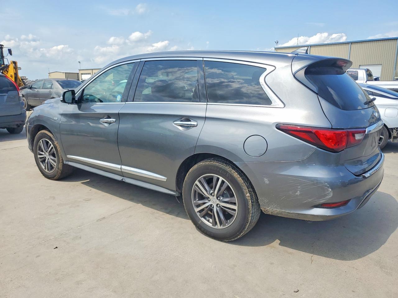 2018 Infiniti Qx60 Base - Image 2