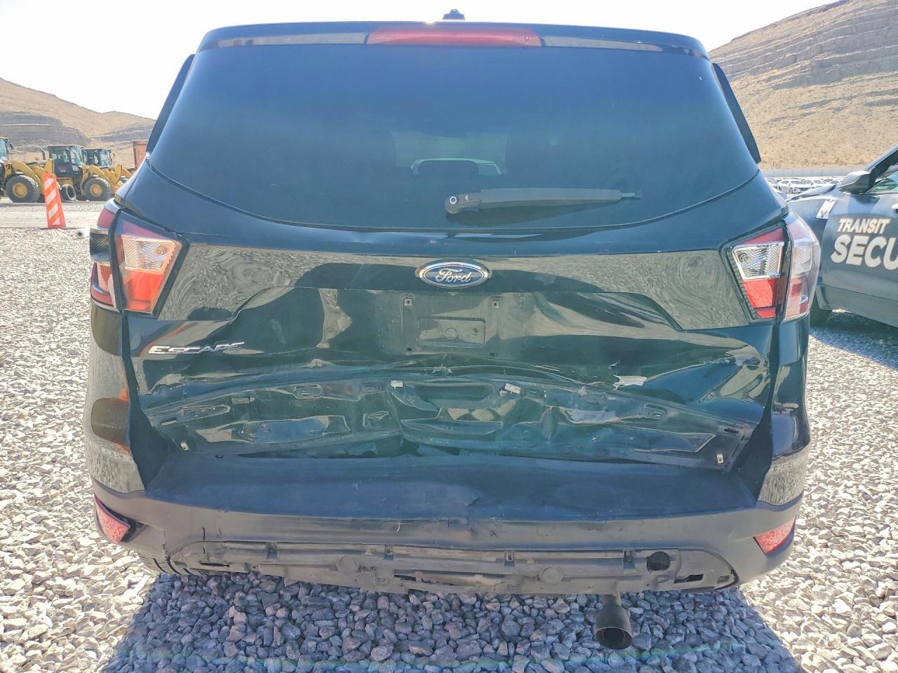 2018 Ford Escape S - Image 6