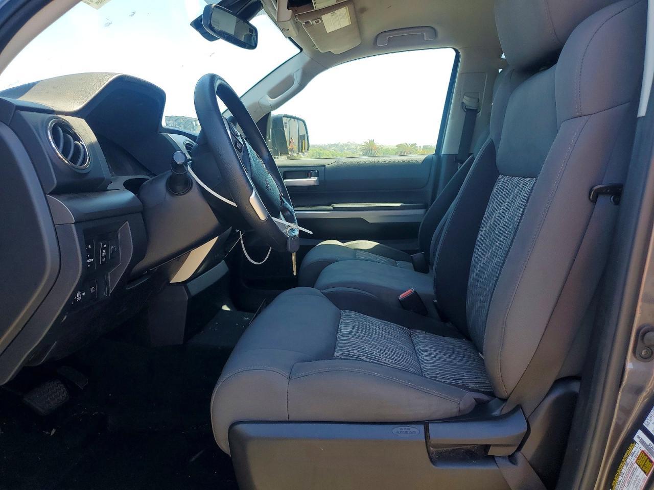 2021 Toyota Tundra - Фото 7