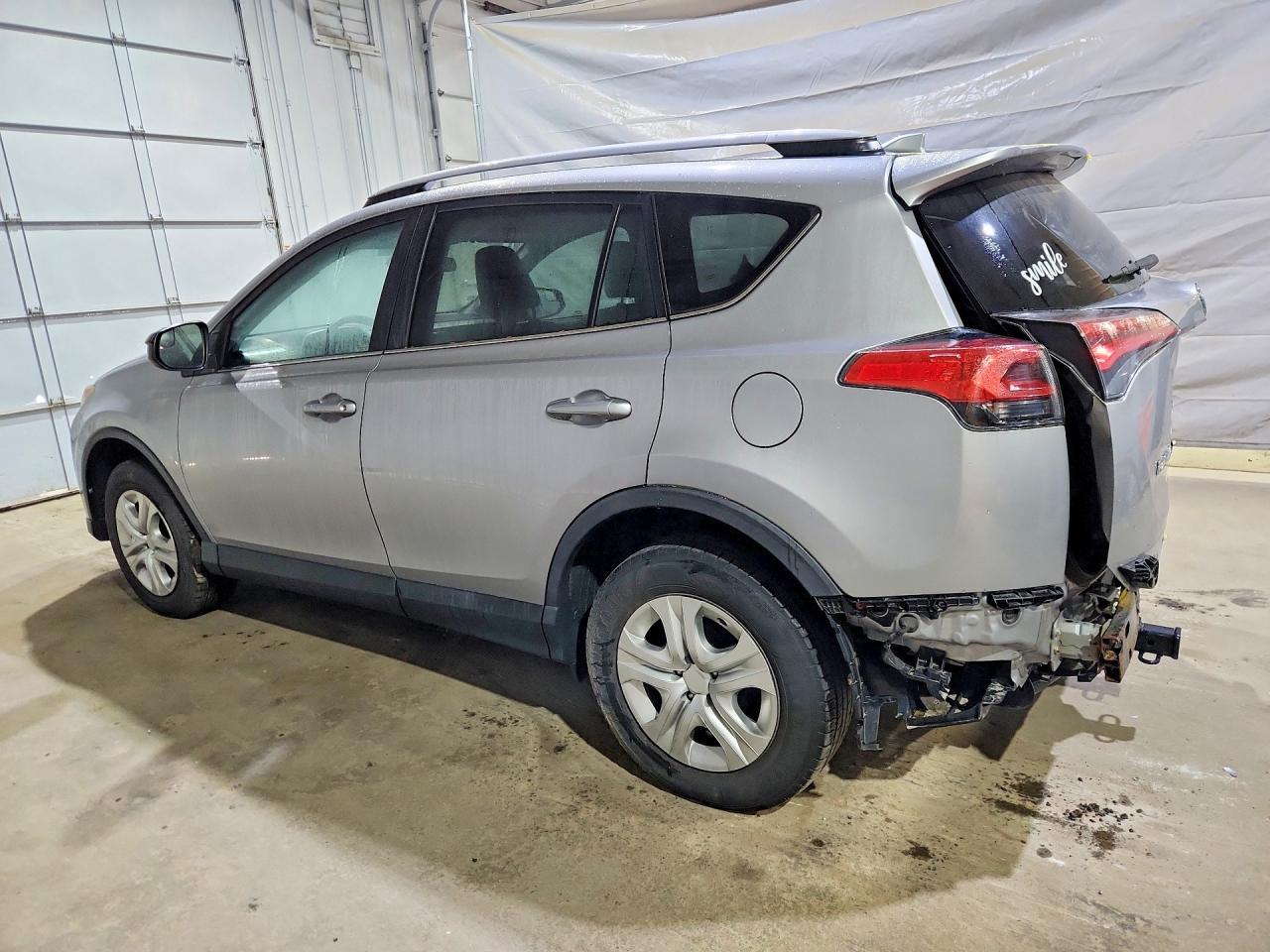 2017 Toyota Rav4 Le - Фото 2